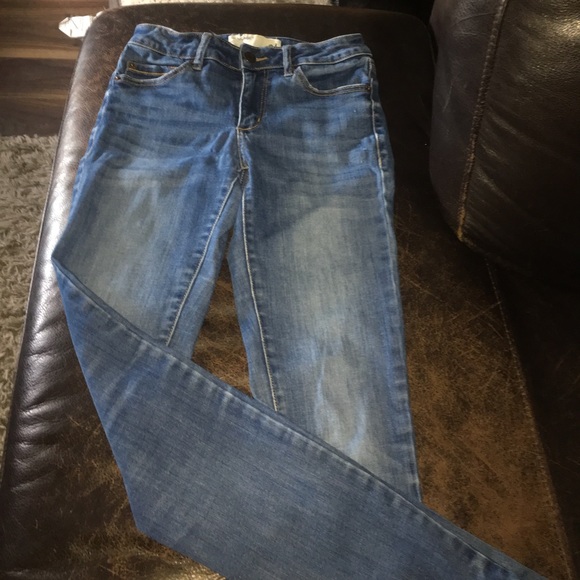 Blue jeans - Picture 2 of 2